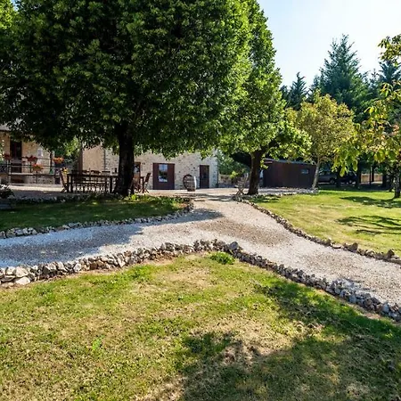 Et Table D'hôtes La Panacée 3*