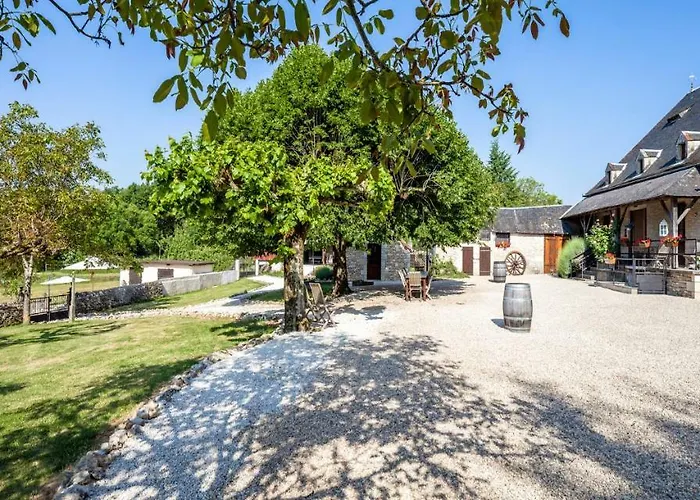 Et Table D'hotes La Panacee Cuzance