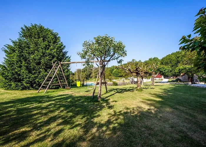 Et Table D'hotes La Panacee 3* Cuzance